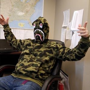 Meet your Posher, Bobby